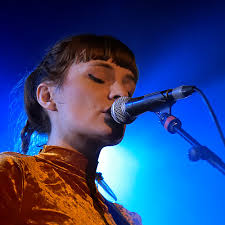 Shakenstir » Halo Maud, Baxter Dury Live