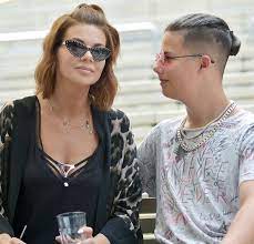 A vehicle battery jumper system comprising: Edyta Gorniak Has A Gesture You Will Not Believe What She Wants To Buy 15 Year Old Allan