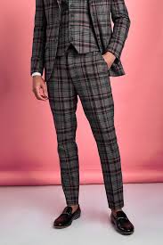 Don't just fit in, find your own perfect fit. Skinny Contrast Check Pants Boohoo Checked Trousers Mens Outfits Plaid Suit