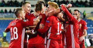 Está situado en la llanura panónica y tiene fronteras con eslovaquia por el norte, con ucrania y rumanía por el este, con serbia y croacia por el sur, con eslovenia por el suroeste y con austria por el oeste. Pronostico Hungria Vs Polonia Clasificacion Para El Mundial 2022