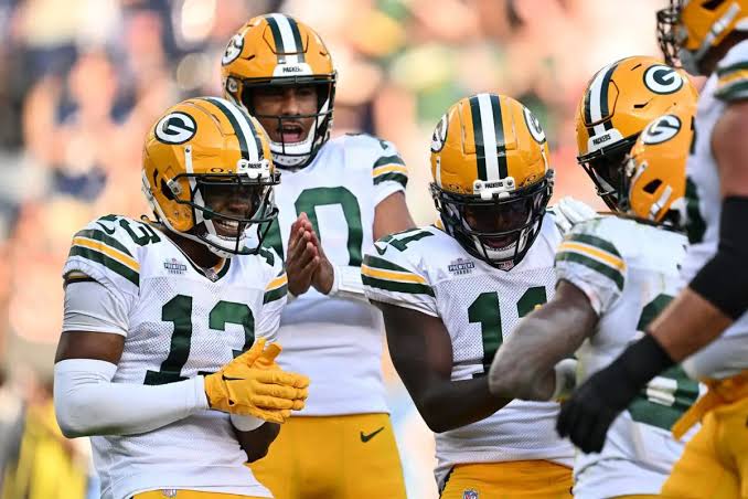 Green Bay Packers: Injured Jordan Love Weapon Returns To Practice On  Wednesday