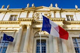 Quel est le rôle d'un infirmier ? Le Salaire Des Politiques Et Des Elus