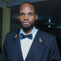 300+ perfis com “Euclides”