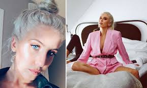 Popartist peg parnevik (25) skriver til sine 251.000 følgere at hun ikke har det bra. Peg Parnevik Om Kampen Mot Sin Atstorning Jag Vill Alska Mig Sjalv Men Ibland Gor Jag Inte Det Metro Mode