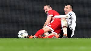 Gary medel, actual futbolista de bologna de italia, dejó la puerta abierta para volver al fútbol argentino y reconoció que todavía sin ir más lejos, el pitbull, que actualmente juega en el bologna de italia, admitió que todavía habla con juan román riquelme, quien fue su compañero en boca allá por 2010. Besiktas In Silili Oyuncusu Gary Medel Icin Boca Juniors Iddiasi 90min