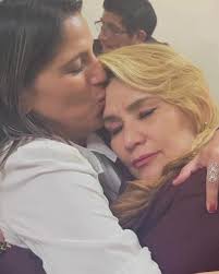 Carlos Martin Camacho Chavez (@MartinCamachoCh)