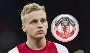 Born 18 april 1997) is a dutch professional footballer who plays as a midfielder for premier league club manchester united and the netherlands national team. Man Utd Transfer News Donny Van De Beek Has Already Made Decision On January Move Football Sport Express Co Uk