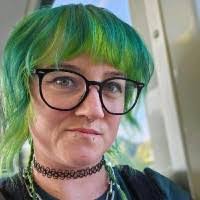 Amy Harmer's Instagram, Twitter & Facebook