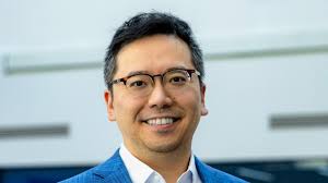 Peter Poon's Instagram, Twitter & Facebook