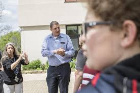 D-428 changes to deaf and hard of hearing program generate concern