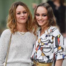 We did not find results for: Tale Madre Tale Figlia Lily Rose Depp E Vanessa Paradis Alla Sfilata Chanelcruise A Parigi Sono Tra Le Preferite Dei Lily Rose Melody Depp Fashion Lily Rose