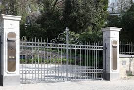 Villa Vorwerk Michael Stratmann Schmiedeeisen Zaun Schmiedeeisernes Tor Villa