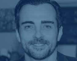 L. MOYA, M. GARRIGUES, V. ALFONSO, Á. BELEÑA, Mª V. MESTRE. Presentació del  llibre "Educar en la empatía: el antídoto contra el bullying" — ESCOLA  LLUIS VIVES