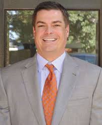 Star Rating and Reviews for Mike Brewer