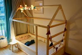 Diy Converting Ikea Kura Into A House Bed Vaterjahre De Bed Converting Diy House Ikea Kura Vaterjahrede In 2020 Ikea Kids Bed Ikea Kura Bed Ikea Kura