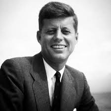 Jack and Jackie with their daughter Caroline, photographed by Jacques Lowe  at their home in Hyannis Port, Massachusetts, 1959.🤍 I'm back!!🥰