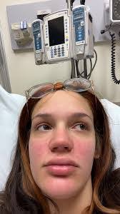 Lynda Downs's Instagram, Twitter & Facebook