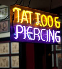 Plain or fancy, small or large, scrimshaw tattoo is in the business of tattooing, but really we break it down into creativity, visual design, and customer satisfaction. Fort Collins Tattoo Shop Reviews