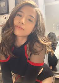 I spent two hours typing up a pokimane fanfic to put on r/copypasta (i did it ironically, though, i swear!). Pokimane On Twitter Stylish Girls Photos Cute Baby Videos Celebrities Female