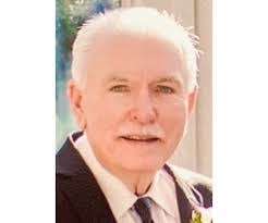 Donna Ferris's Instagram, Twitter & Facebook