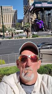 Who is going to Las Vegas for Memorial Day weekend?