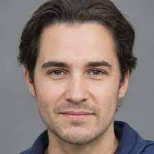 Yosef Allam's Instagram, Twitter & Facebook