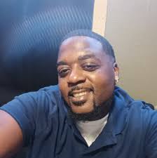 Lamar Jackson is a man of the people. 😂👏 #Ravens