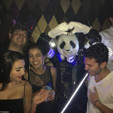 His graveside service will be held on february 25, 2021 at 3:00 pm at mount sinai memorial park cemetery, 1125 nw 137 street, miami, fl. The Rich Kids Of Instagram Hit Miami And Hong Kong For Spring Break Daily Mail Online