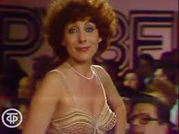 Od 1974 alicja majewska postanowiła występować solo. Alicja Majewska Zycie Prywatne Maz Matka Dzieci