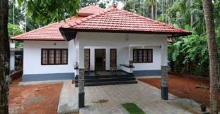 Lovely Kerala Home Design In Just 5 Lakhs Low Budget Traditional Home Plan Free Kerala Home Kerala House Design Courtyard House Plans Village House Design