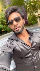 What's your choice? 🙃🏃🏼