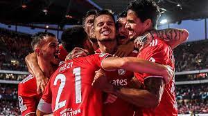 Formed at benfica, where he played only in the reserves, he made over 125 primeira liga appearances for paços de ferreira, vitória setúbal and santa clara. Champions League Qualifikation Benfica Lissabon Um Julian Weigl Triumphieren Uber Mario Gotzes Eindhoven Eurosport