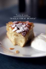 Qui a casa vanno a ruba più di ogni altra torta….questa versione di torta di mele light senza burro ma con l'acqua nell'impasto è già la seconda volta che la provo e il risultato è ottimo! Torta Essenziale Di Mele Arancia E Mandorle Relativamente Light Falla Che E Buona Ida Briciole In Cucina