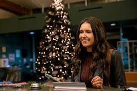 Why Is Everyone Dressing Up In Christmas Themes On Dec 8 2021 Nyc How Television Networks Are Celebrating Winter Holidays In 2021 Variety