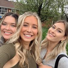 True Grit is actually about getting stuck in a hail storm while wearing a  mini skirt 😀😀😀