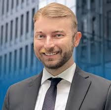 Scott Macek's Instagram, Twitter & Facebook