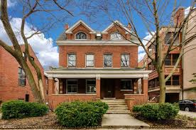 Hyde park is a neighborhood and community area on the south side of chicago, illinois, u.s.a. 5450 S Hyde Park Blvd Chicago Il 60615 Mls 10320851 Redfin