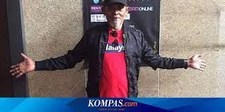 Mozzamiel.••¸___¸•• music bertahun sudah ku menunggu diri mu akhirnya kau.tapi sayang kehadiran kekasih lama mu datang kembali mengenang cinta dahulu. Lirik Dan Chord Lagu Cinta Tiga Segi Saleem
