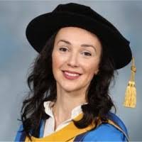 Shona Baker's Instagram, Twitter & Facebook