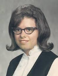 Linda Mathie's Instagram, Twitter & Facebook