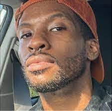 Esau Johnson's Instagram, Twitter & Facebook