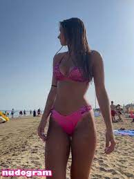 Iris Vallarani  iris.vallaranii Nude Leaks OnlyFans Photo 4 - Nudogram  v2.0