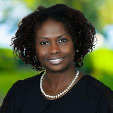 Linda Crowley's Instagram, Twitter & Facebook