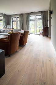 Die hier genannten beträge beziehen sich auf die stadt enschede. Wohnung Enschede Niederlanden Dennebos Flooring