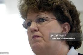 633 Roberta Rate Photos & High Res Pictures