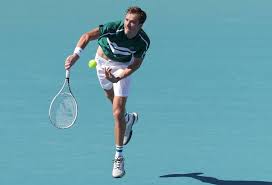 Jannik sinner has impressed tennis pundits with his game. Tuhxl8nnj81jm