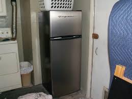 Top freezer refrigerators from frigidaire provide top performance in a sleek and simple design. Frigidaire 7 5 Cu Ft Retro Fridge Platinum Series Stainless Look Efr749 Walmart Com Walmart Com