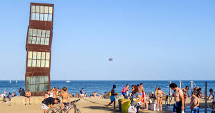 Пляж barceloneta, пляж icària и пляж mar bella (marbella). Pozagoraem Na Plyazhe San Migel V Barselone