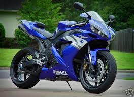 Yamaha Black And Blue Motorcycle Physics Forums The Fusion Of Science And Community Yamaha R1 Yamaha Bikes Best Motorbike