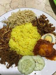 Warung makan lamongan cak haris ini omsetnya mencapai 1 juta lebih dalam semalam. Best Place To Eat At Boyolali City Picture Of Kedai Mujurs Boyolali Tripadvisor
